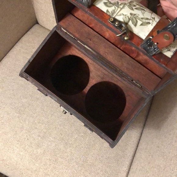 1 LEFT Wine storage box - Picture 5 of 8